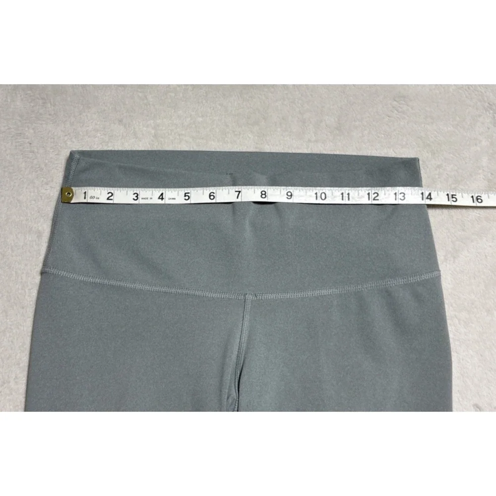 Nike Yoga Womens Size Large 7/8 Compression Leggings Light Green